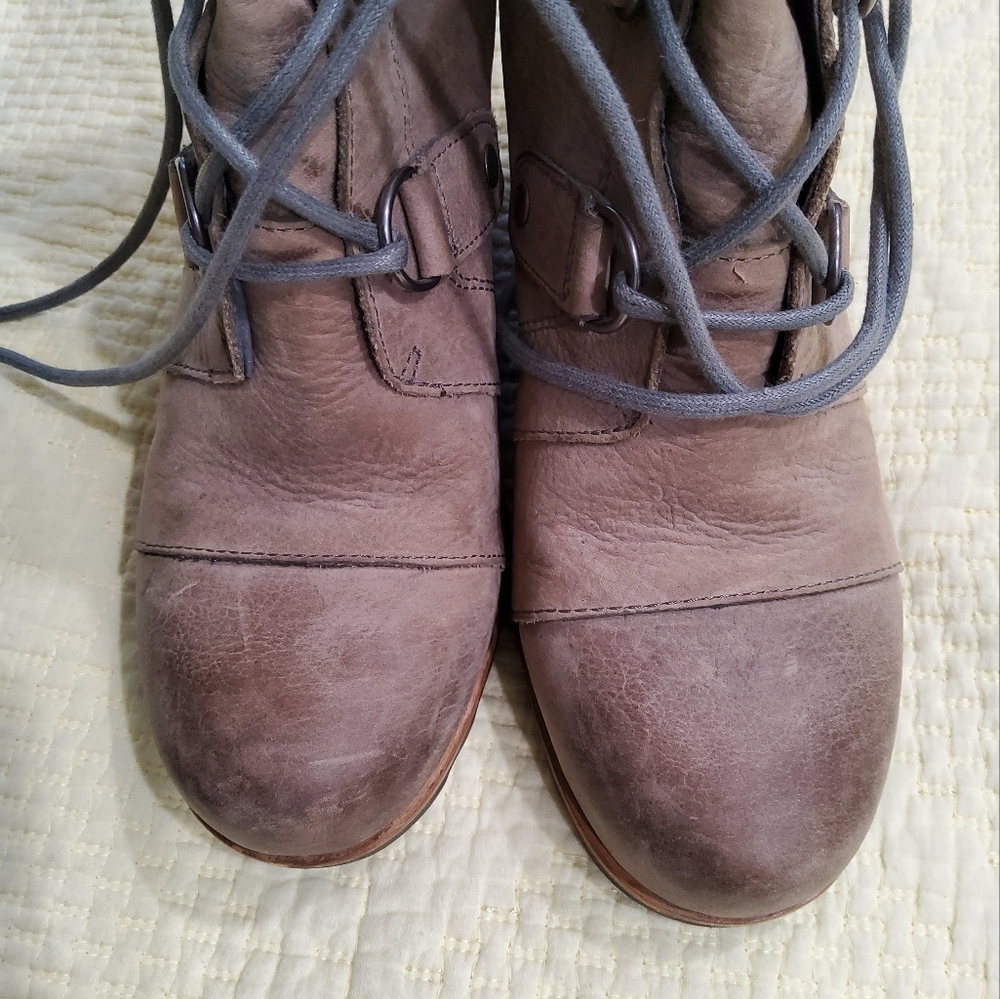 Sorel Joan of Arctic Wedge Ankle Boots Size 10 - Picture 10 of 13